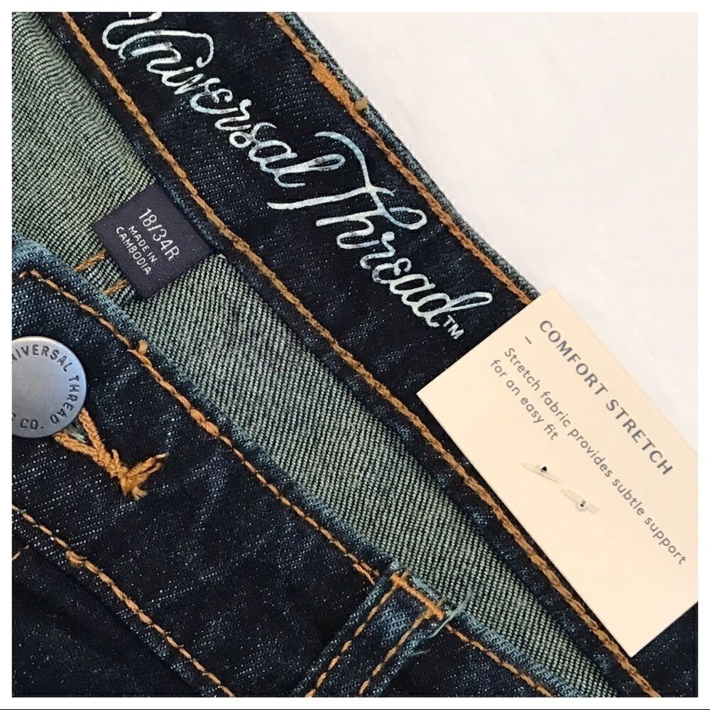 NWT Universal Thread High Rise Kick Boot Jeans - Picture 2 of 5